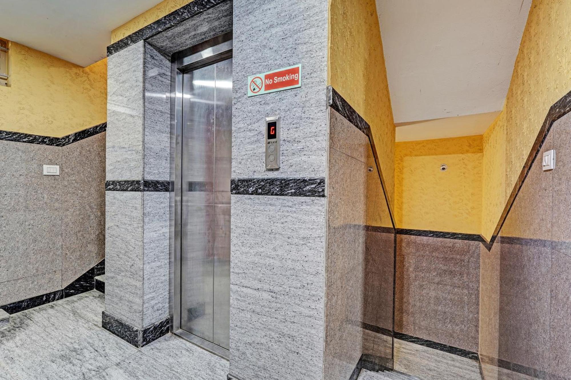 העיר בנגלור Hotel O Maruthi Residency מראה חיצוני תמונה